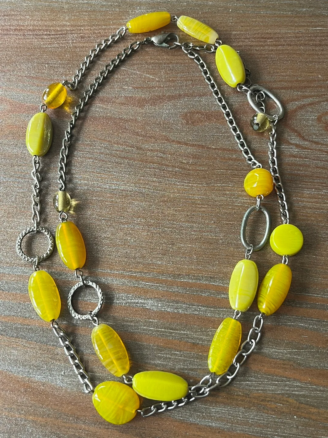 Vintage Yellow Bead Necklace image indicator(3)