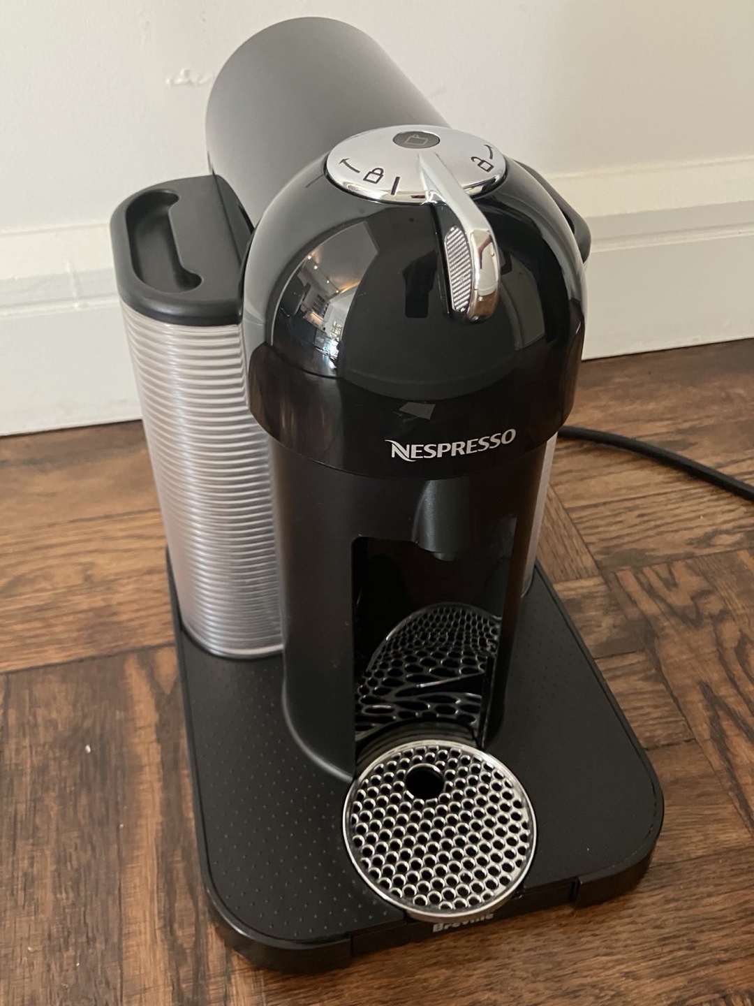 Nespresso VertuoPlus by Breville Coffee Maker