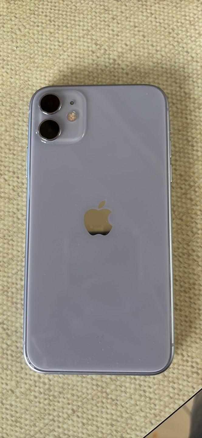 iPhone 11 - 68gb - photo 2