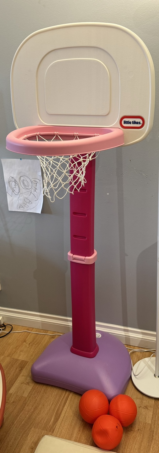 Little Tikes Basketball Set