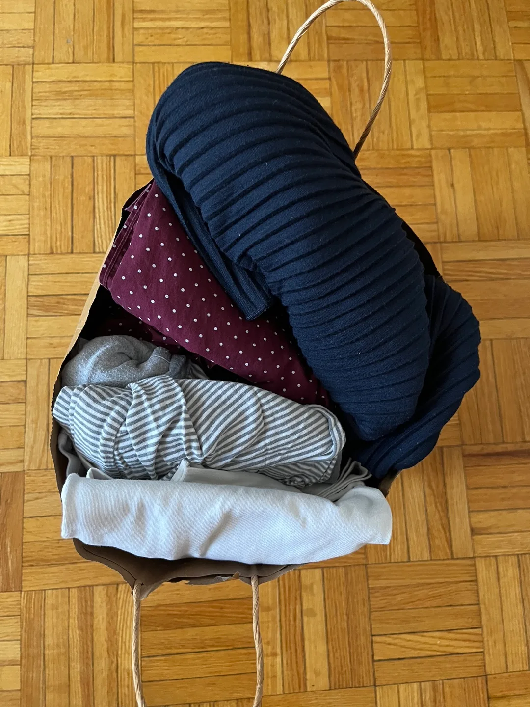 Free - Bundle of Clothes thumbnail