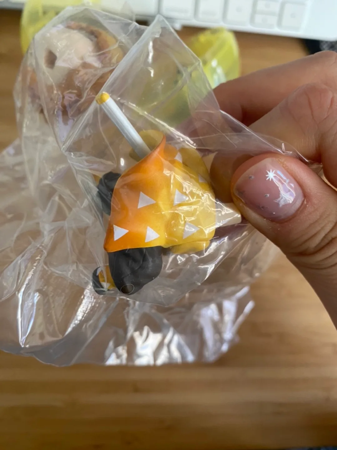 Demon Slayer Zenitsu Agatsuma gacha from Japan image indicator(2)