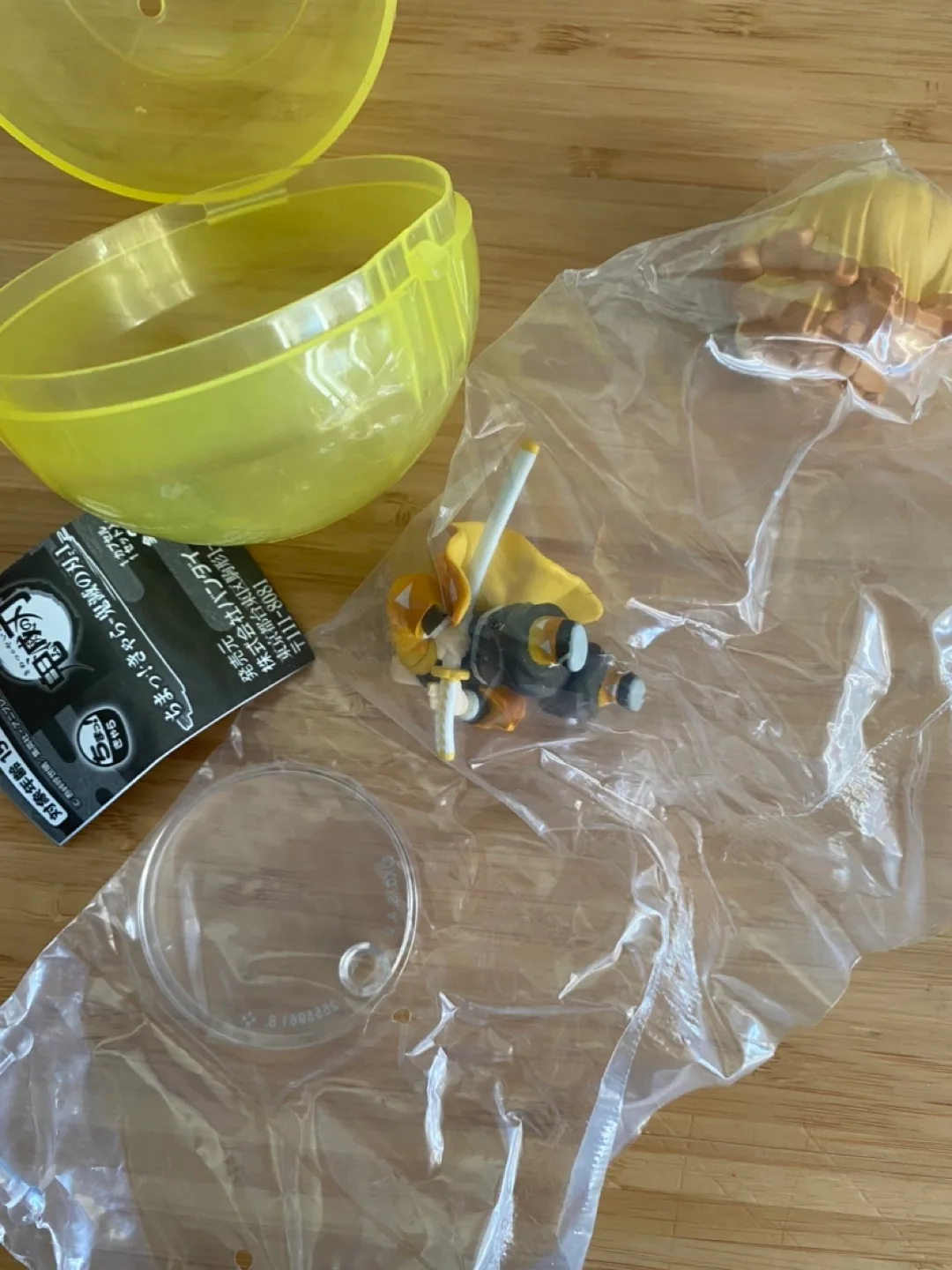 Demon Slayer Zenitsu Agatsuma gacha from Japan image indicator(4)