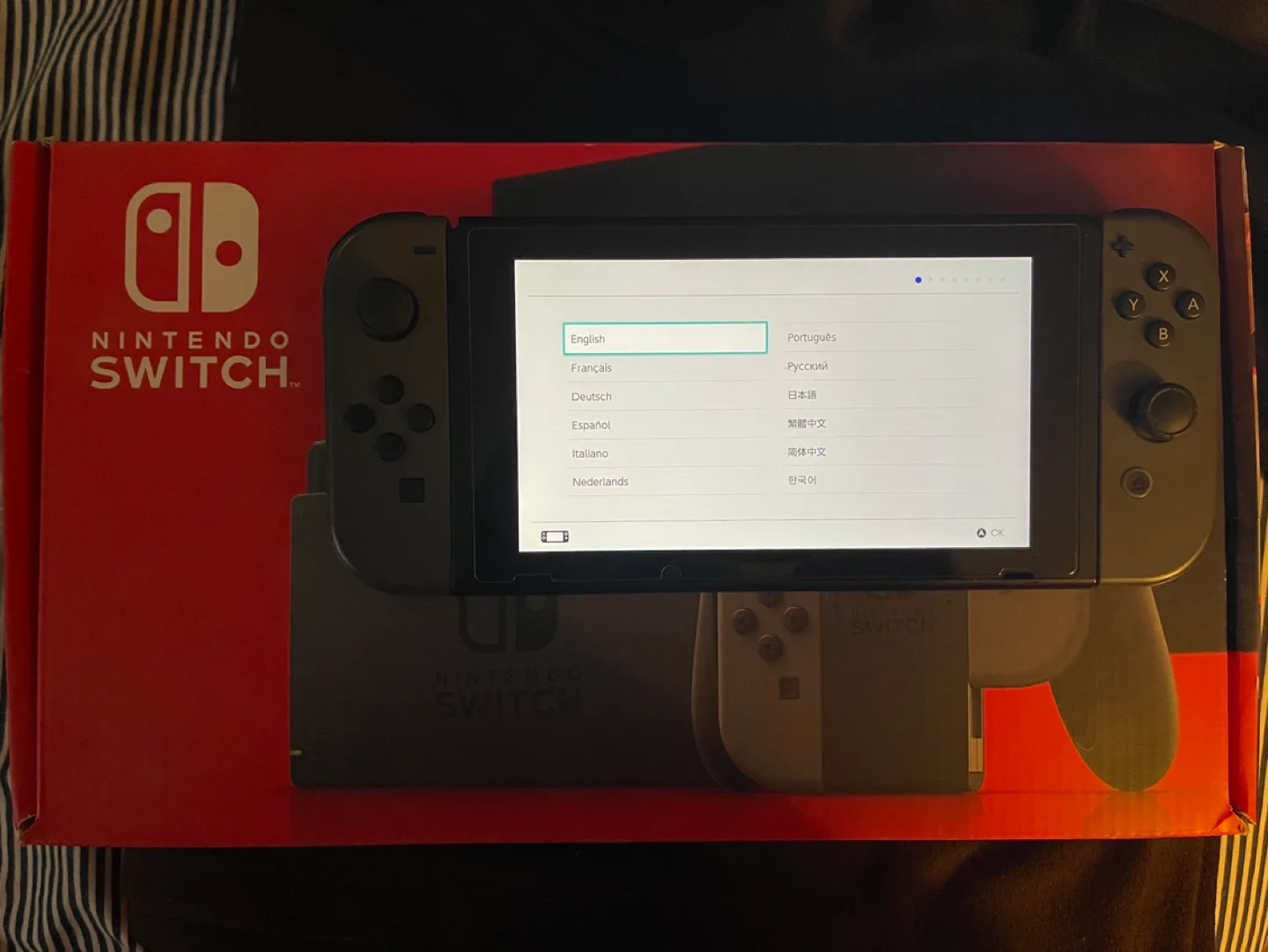 Nintendo Switch Console Bundle image indicator(2)