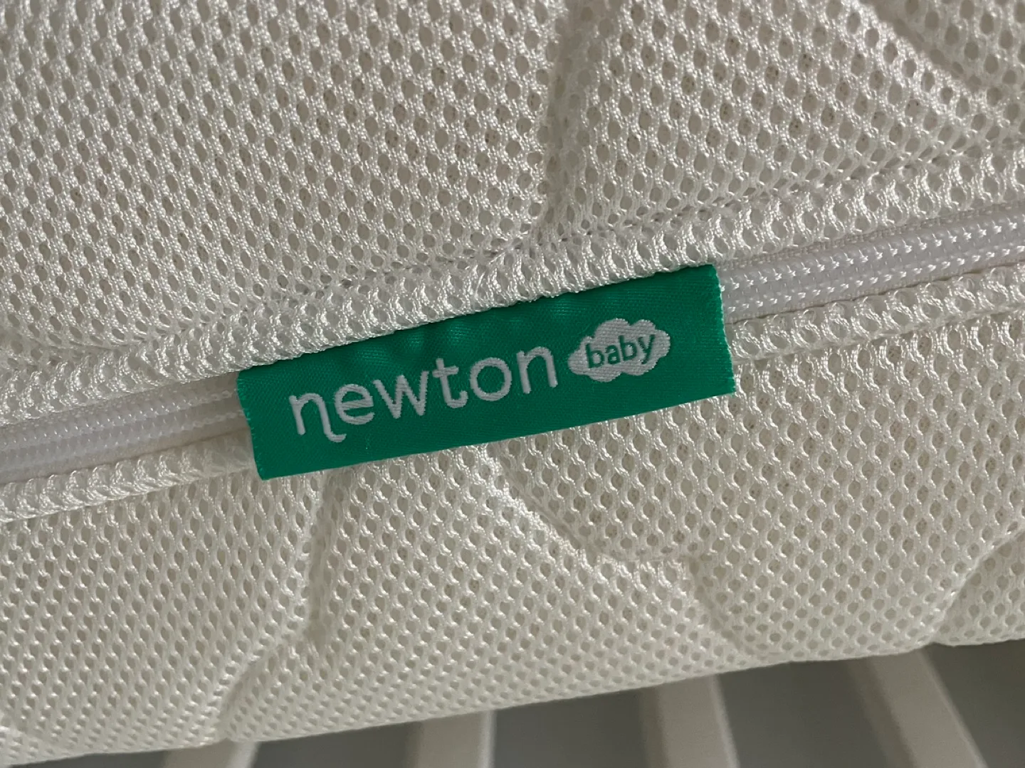 Newton Baby Waterproof Crib Mattress image indicator(3)
