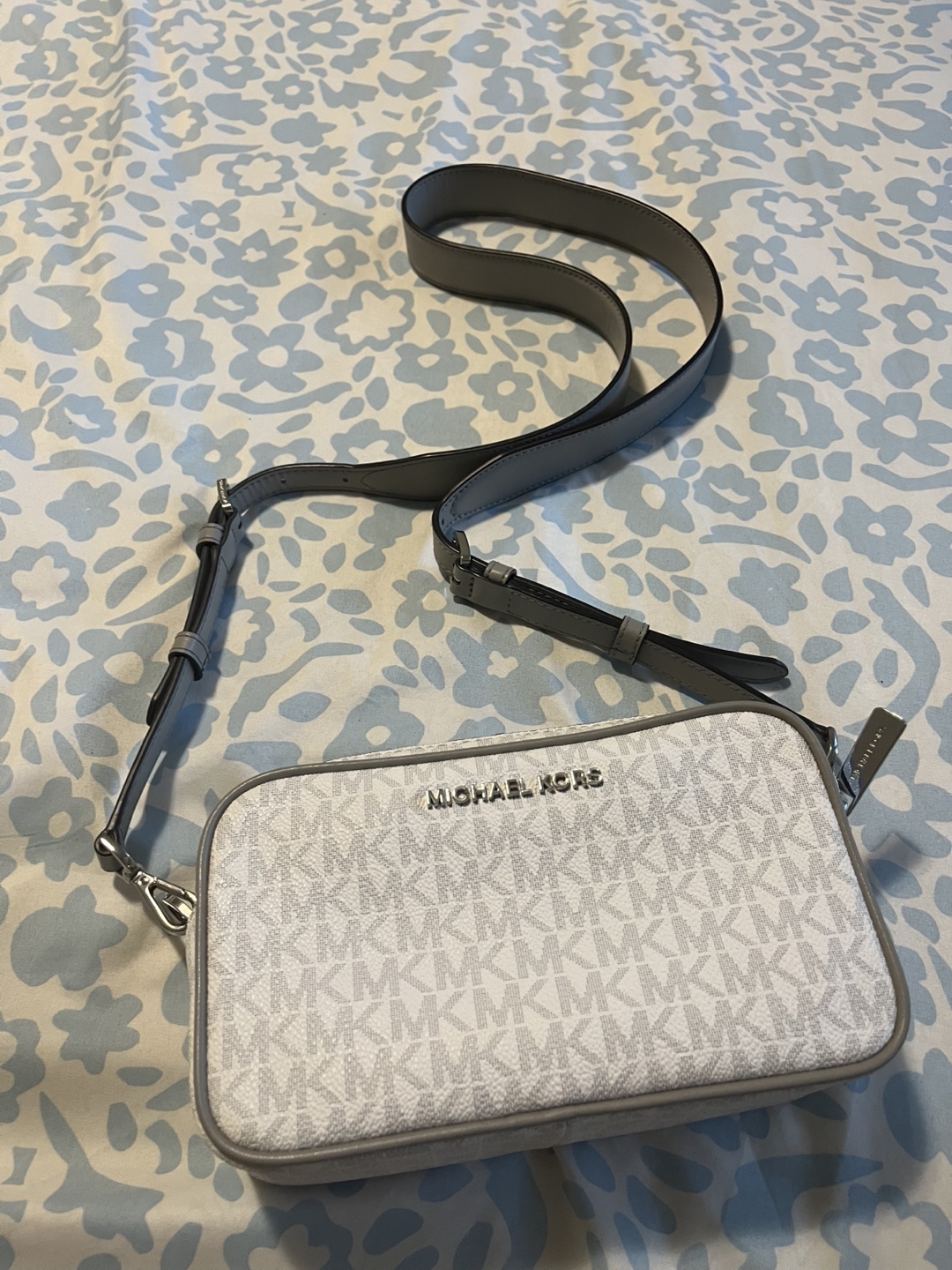 Michael Kors Crossbody Bag