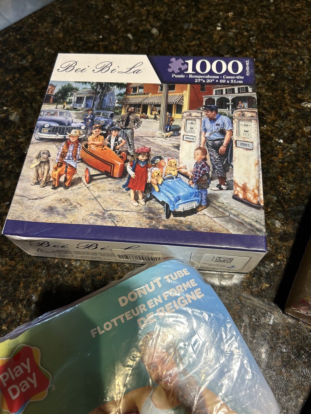 4 Items - Puzzles and Toys