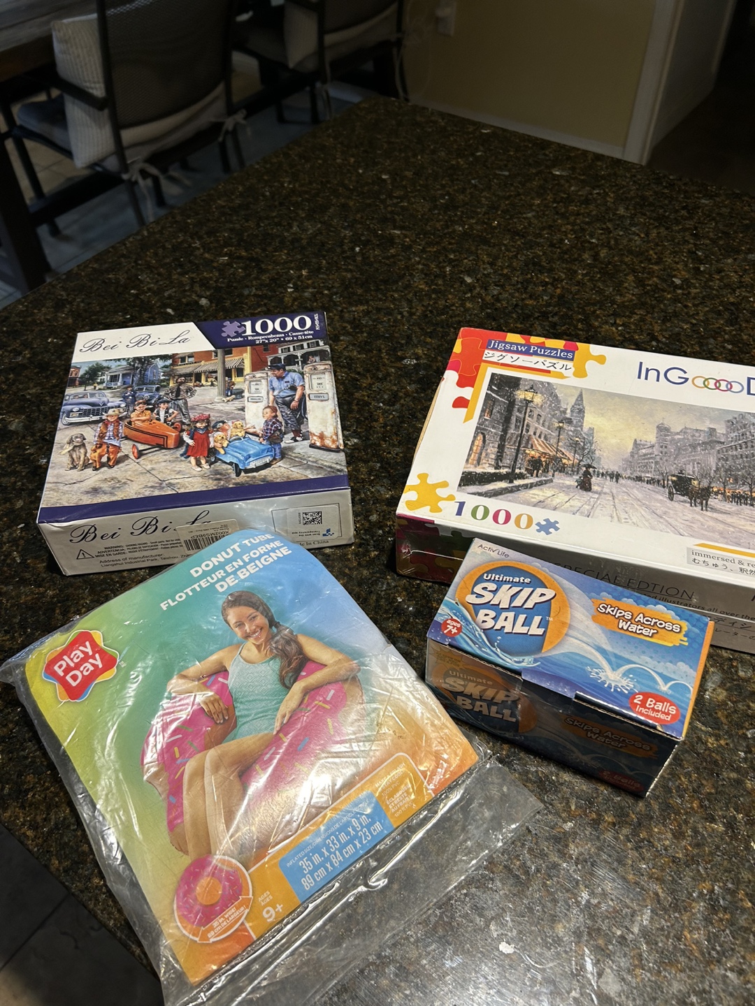 4 Items - Puzzles and Toys - photo 5