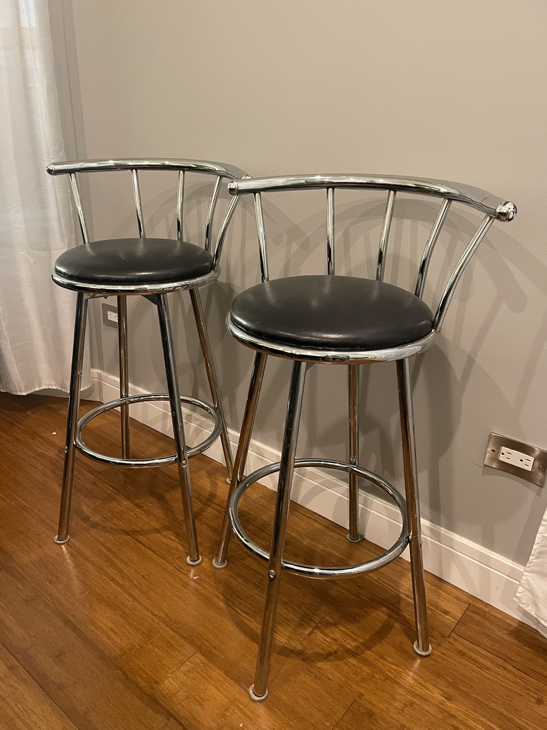 Bar stools - photo 2