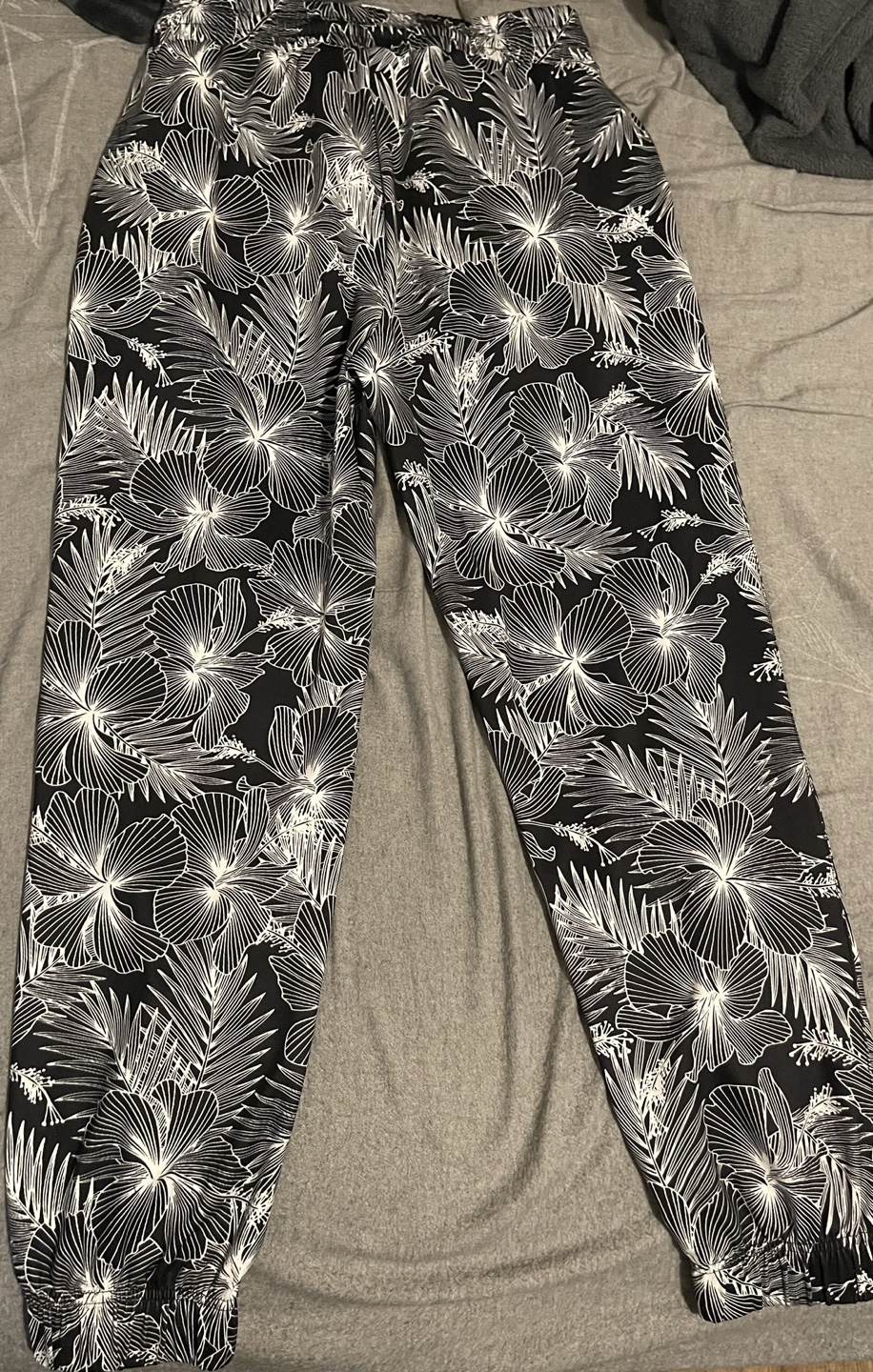 Floral Print Jogger Pants - photo 2