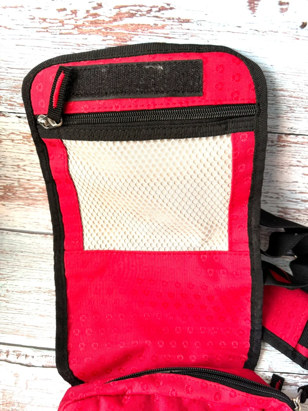 Heys Red Body Bag image indicator(3)