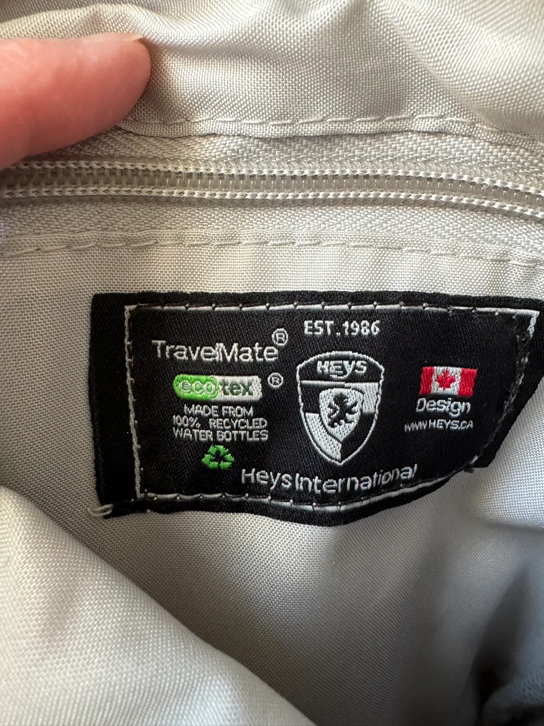 Heys Red Body Bag image indicator(8)