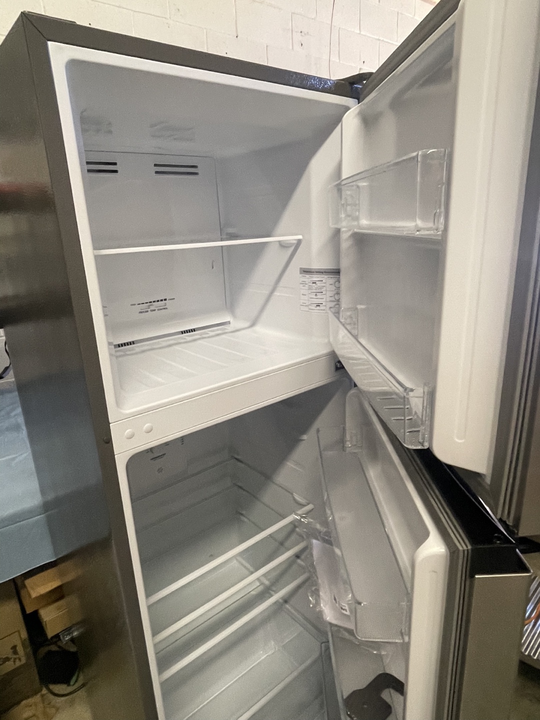 Hisense Stainless Steel Refrigerator apartment size - photo 5
