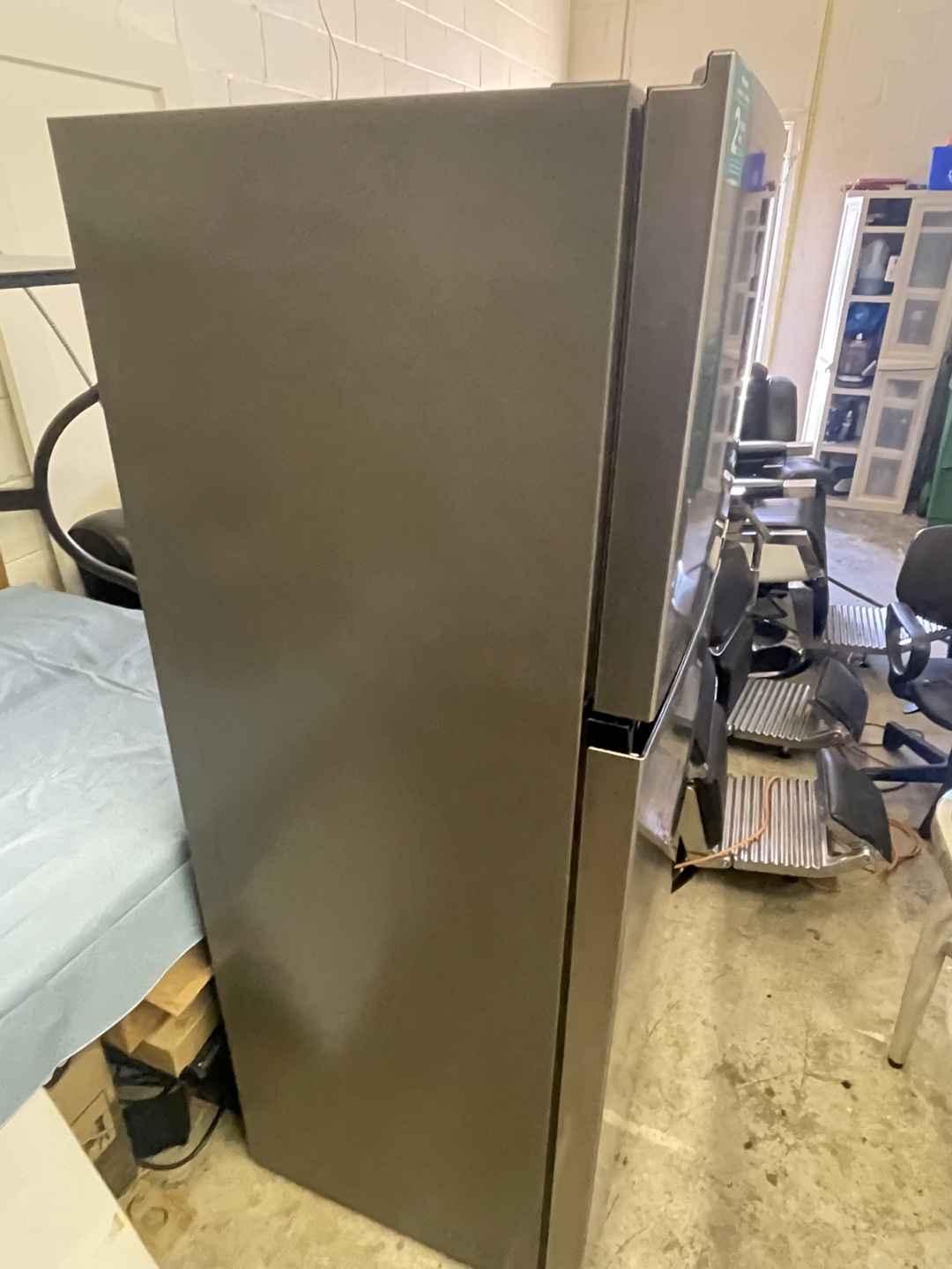 Hisense Stainless Steel Refrigerator apartment size - photo 4