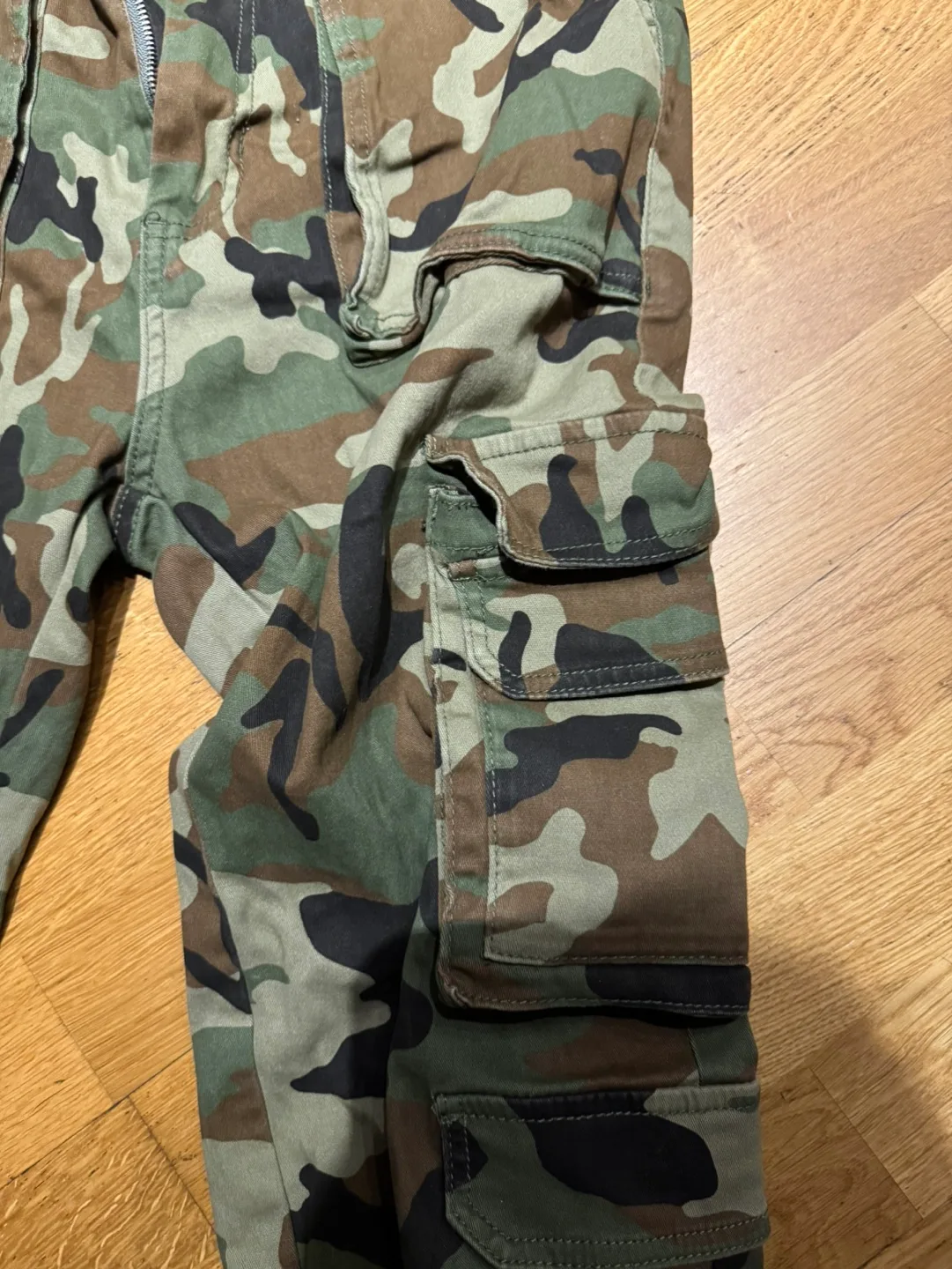Refuge Camo Cargo Pants image indicator(3)