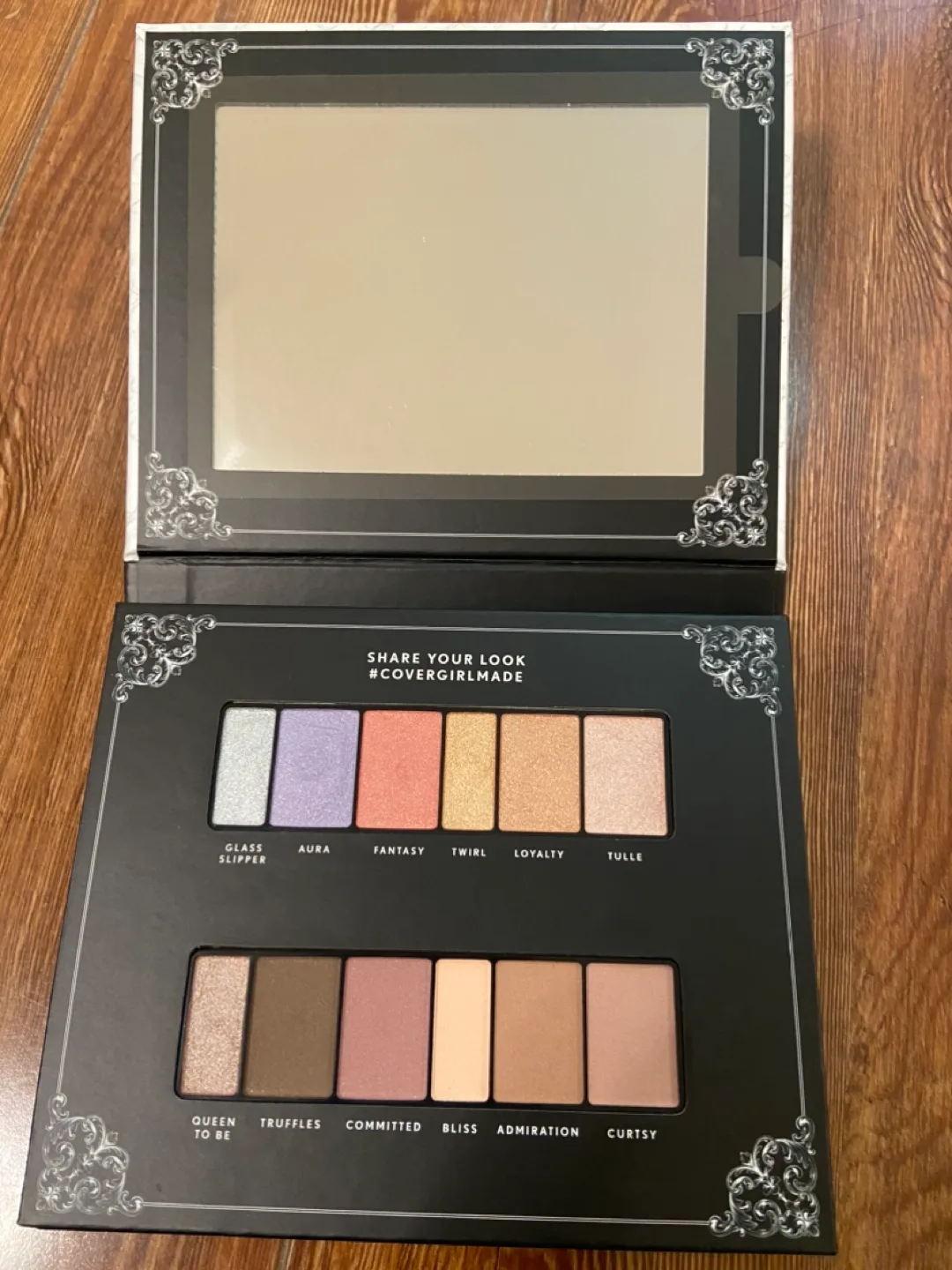 CoverGirl Ascension Eyeshadow Palette image indicator(2)