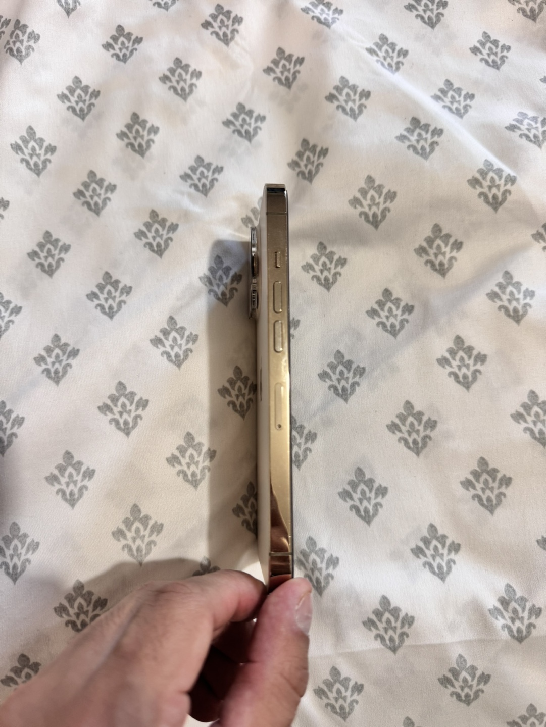 iPhone 13 Pro Gold 128GB - photo 3
