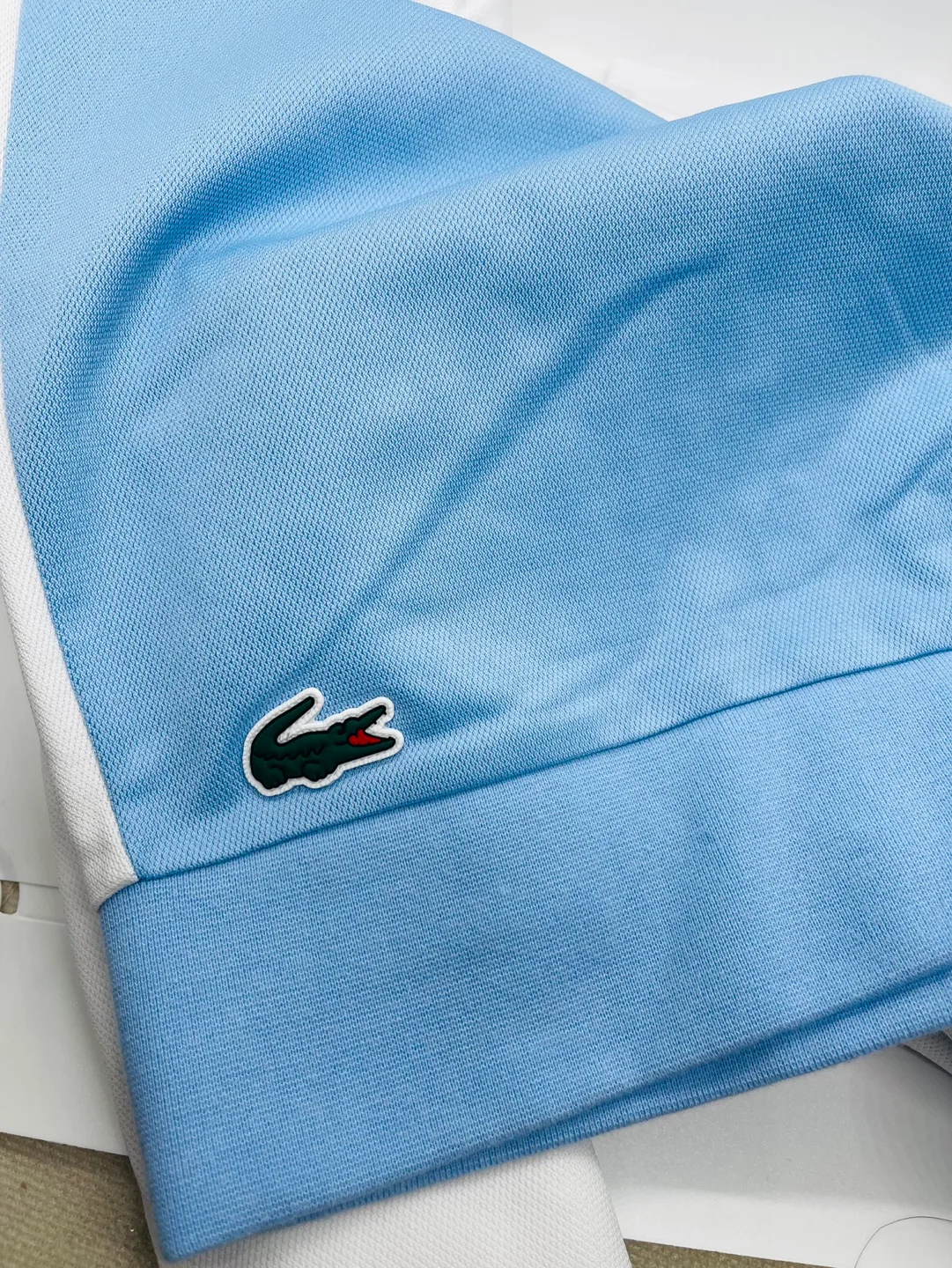 Lacoste Sport Long Sleeves Size Small image indicator(5)