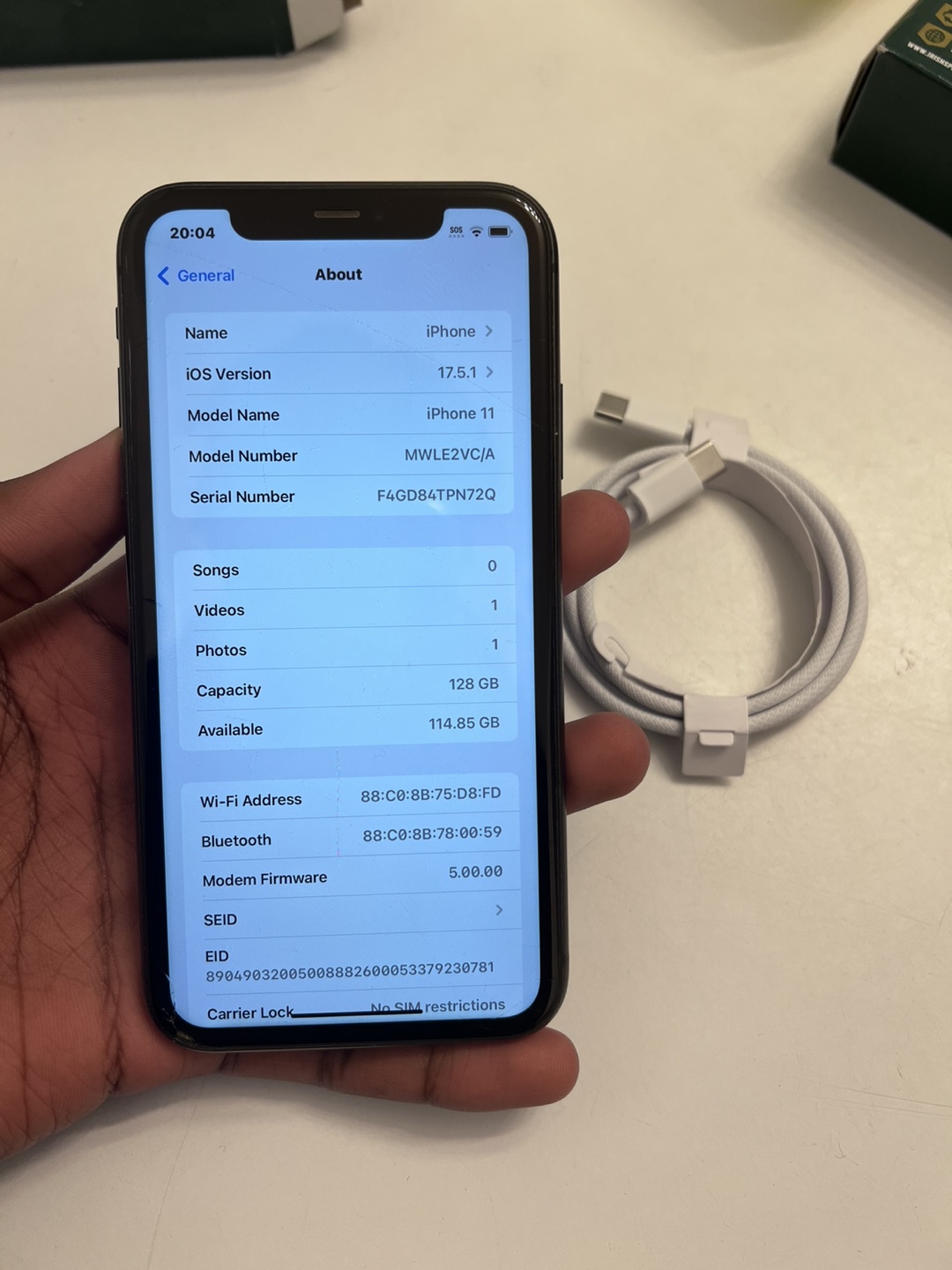 iPhone 11 128GB Black - photo 3