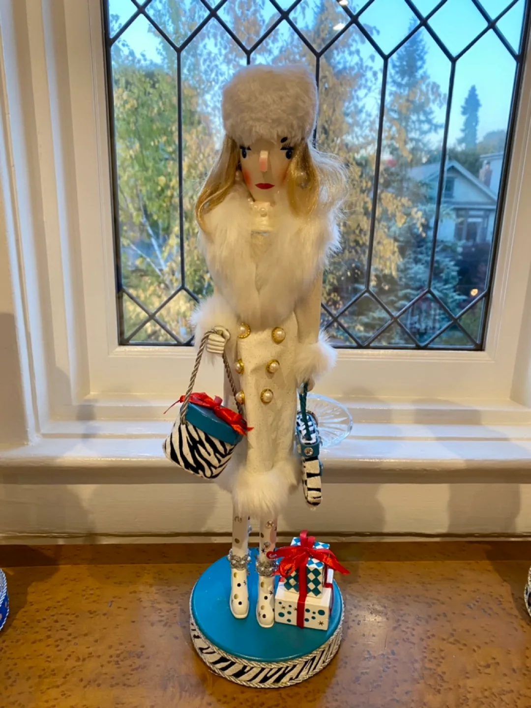 Pier 1 Imports 19” Shopper Girl Nutcrackers image indicator(4)