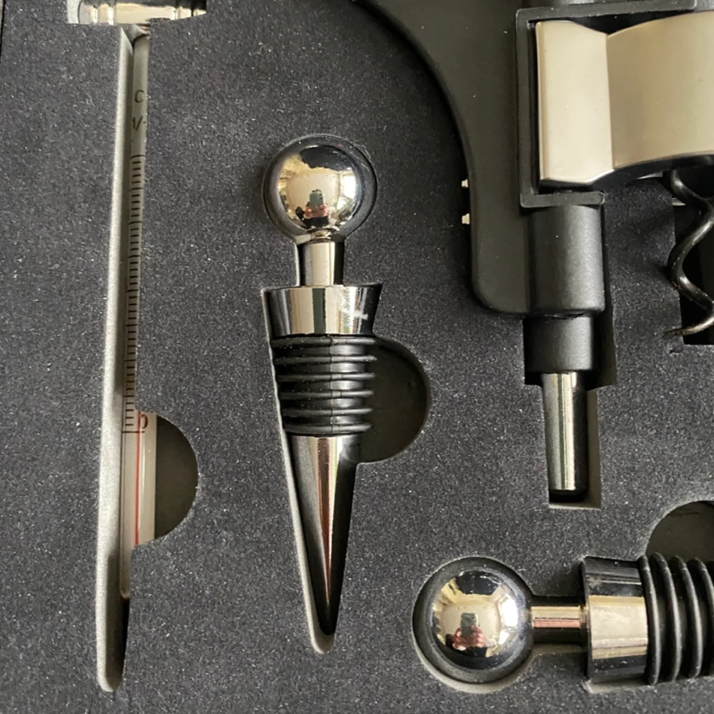 Hotel Collection Wine Opener Set + Free Glasses image indicator(8)