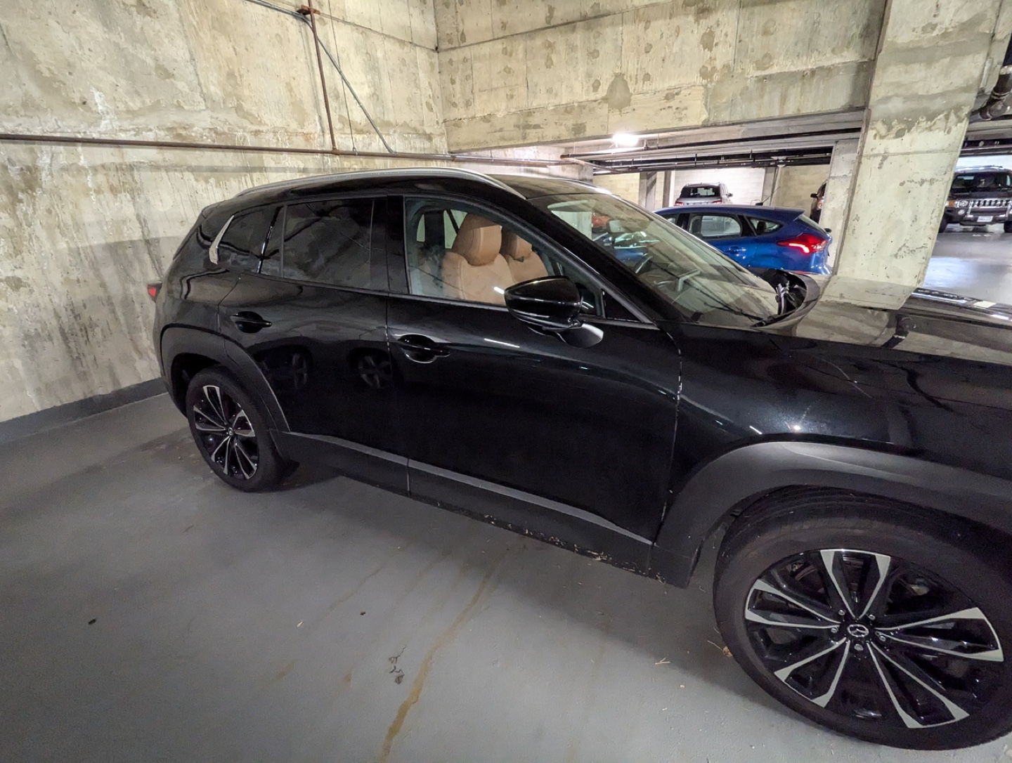 Mazda 2024 CX-50 GT Turbo for sale low kms, no accidents - photo 3