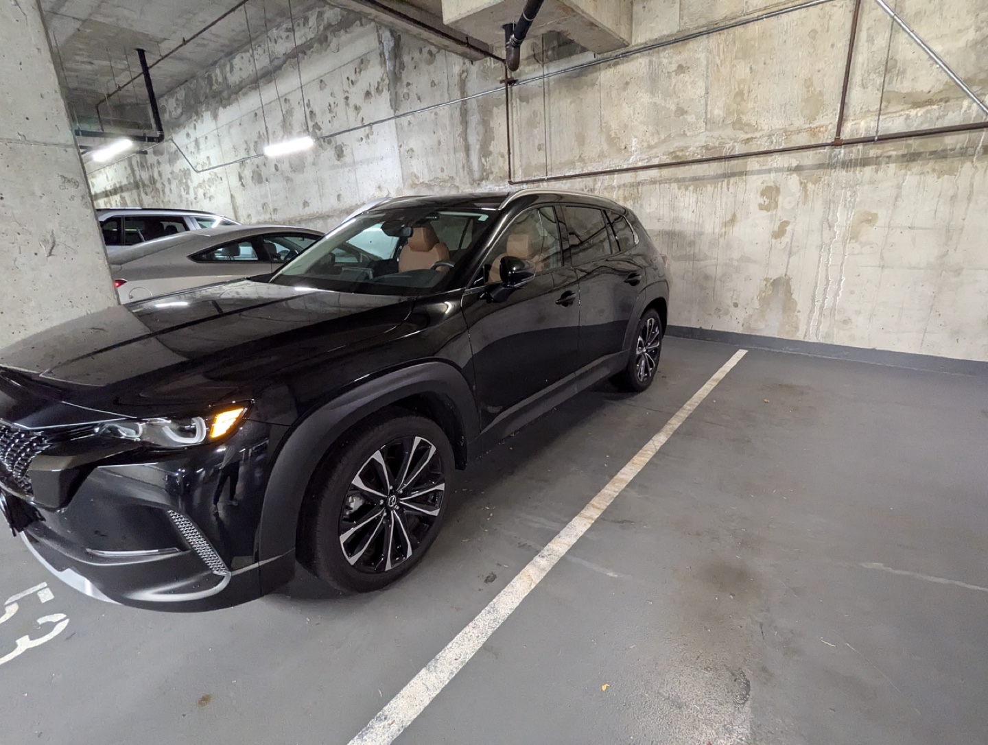 Mazda 2024 CX-50 GT Turbo for sale low kms, no accidents - photo 2