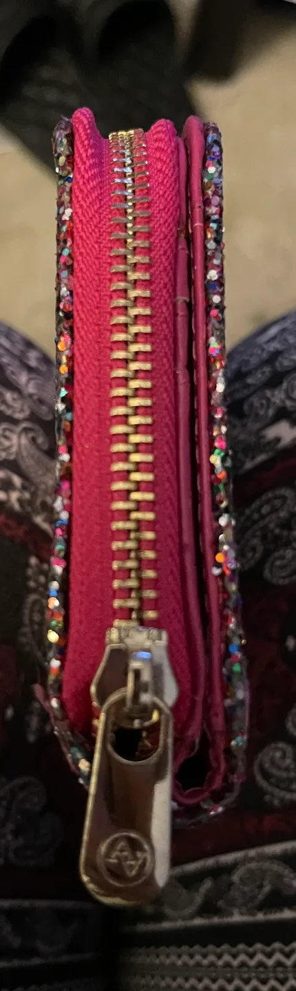 Adrienne Vittadini Sparkly Wallet image indicator(7)