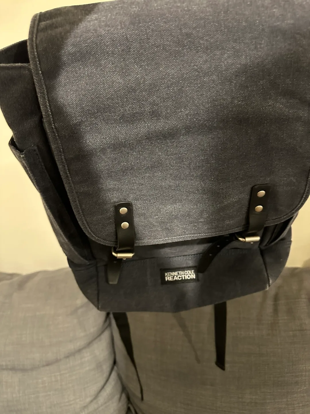 Kenneth Cole Reaction Backpack image indicator(3)
