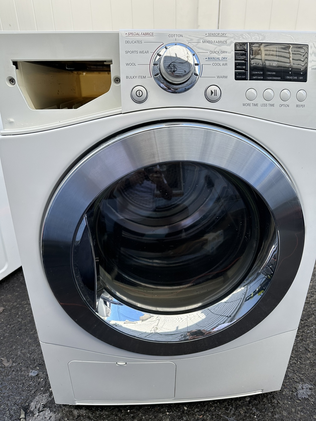LG Electric Dryer