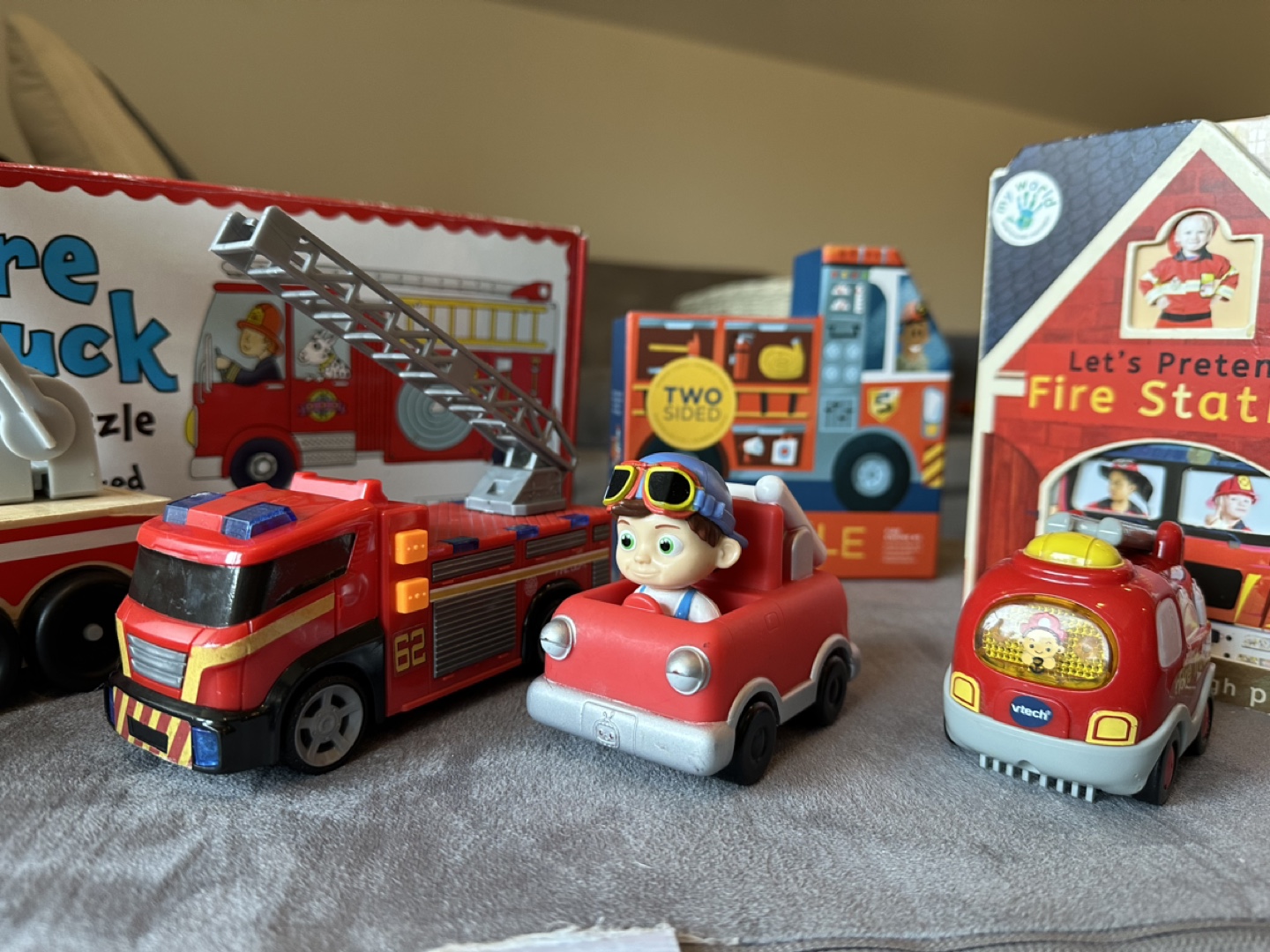 Fire Truck Toys, Book & Puzzles Gift Set - photo 2