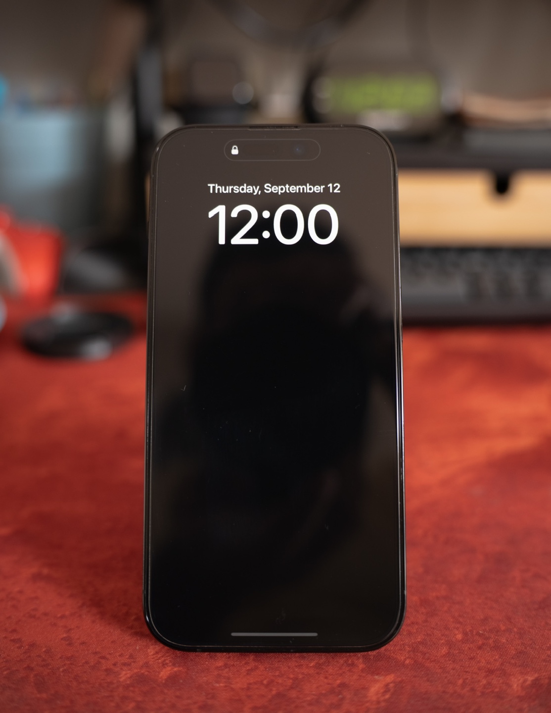 Unlocked iPhone 14 Pro 256gb - photo 2