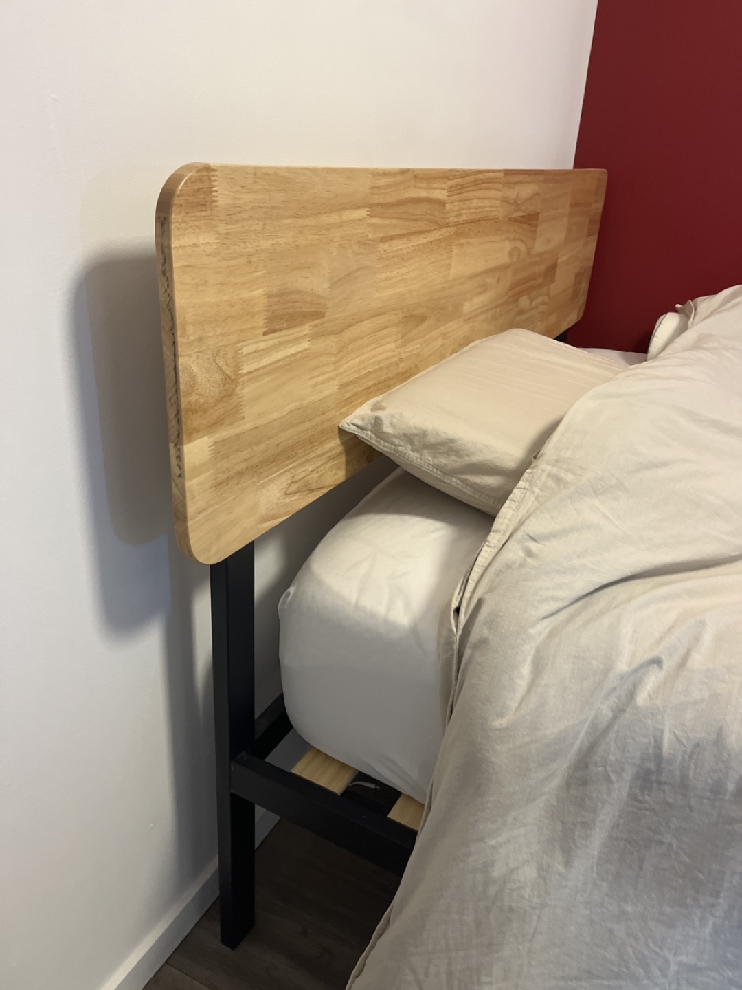 Queen Size Bed Frame with Headboard - photo 2