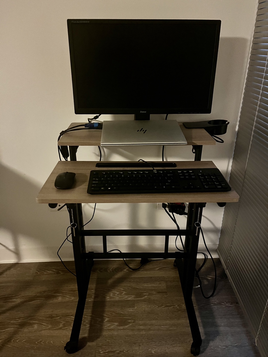 Adjustable office desk and Black Office Chair - photo 2