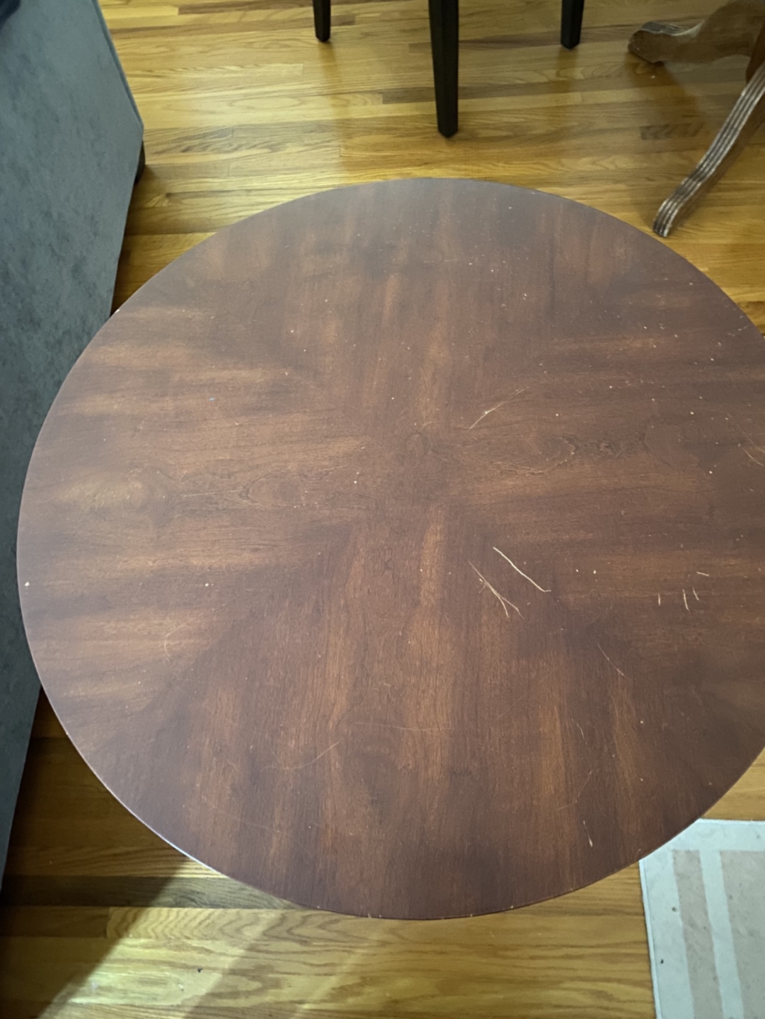 Round Accent/Small Dining Table - photo 3