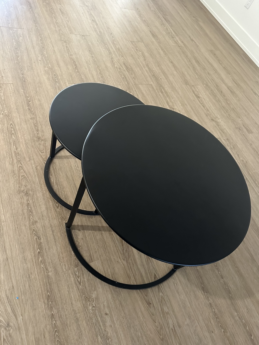 Black Round Nesting Tables
