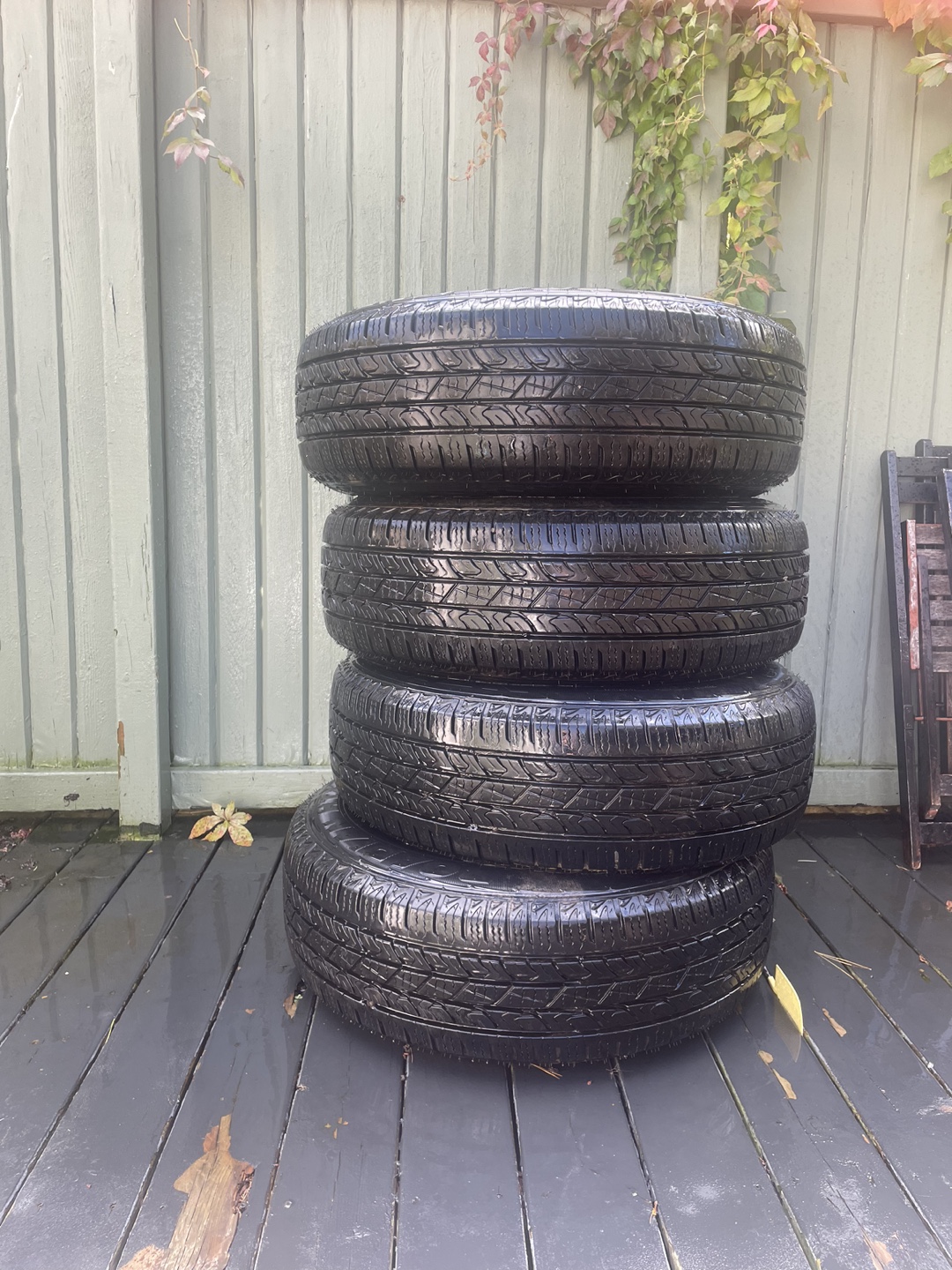 SUV/TRUCK 18” 6-Bolt Rims + 255/70R18 Tires
