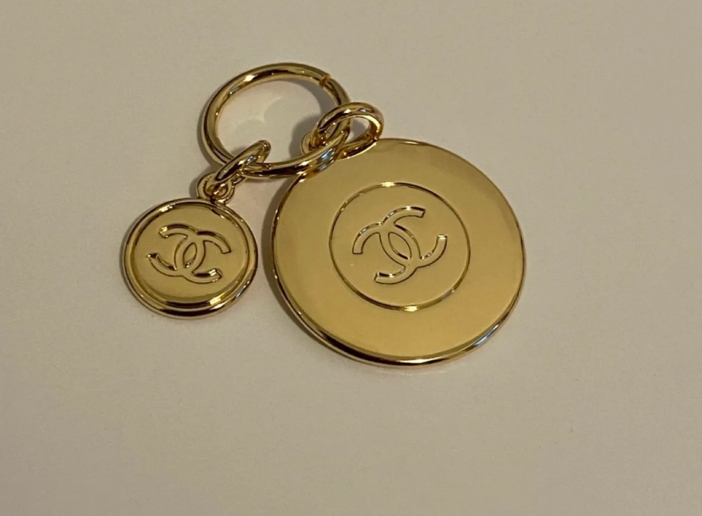 CHANEL NOVELTY HOLIDAY COIN MOON CHARM - No Clasp image indicator(4)