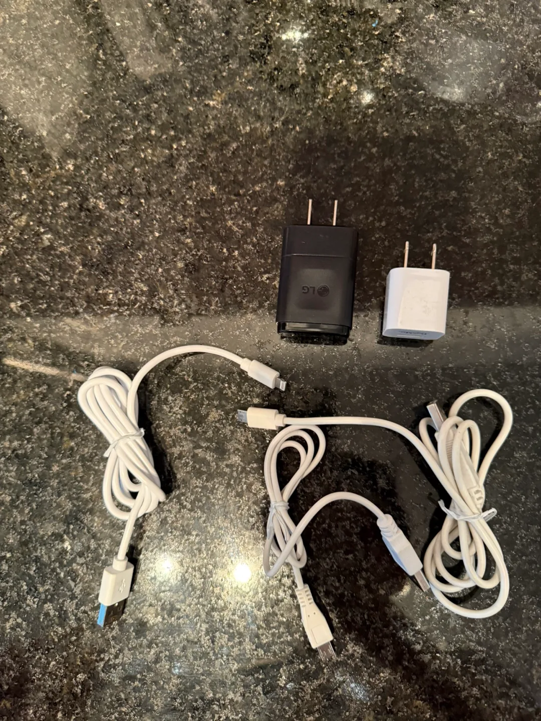 Phone charger & Cables thumbnail