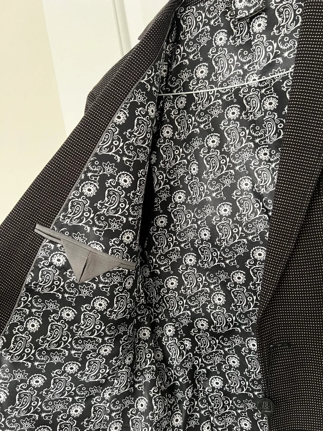 Men's Black Blazer with Paisley Lining image indicator(3)