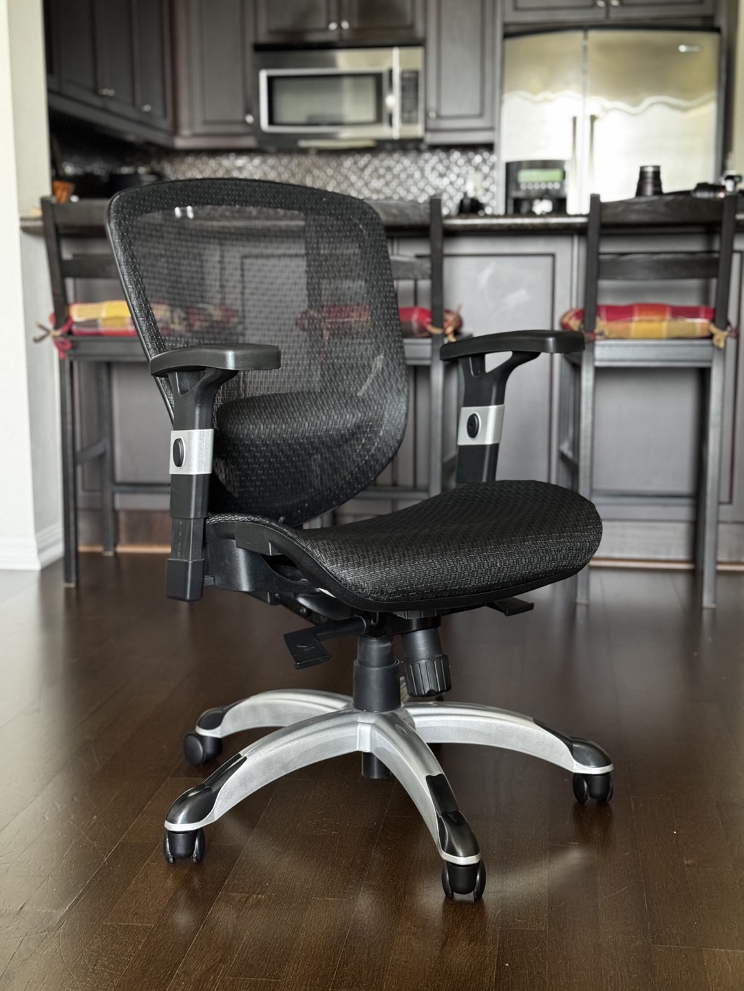 Black Mesh Office Chair