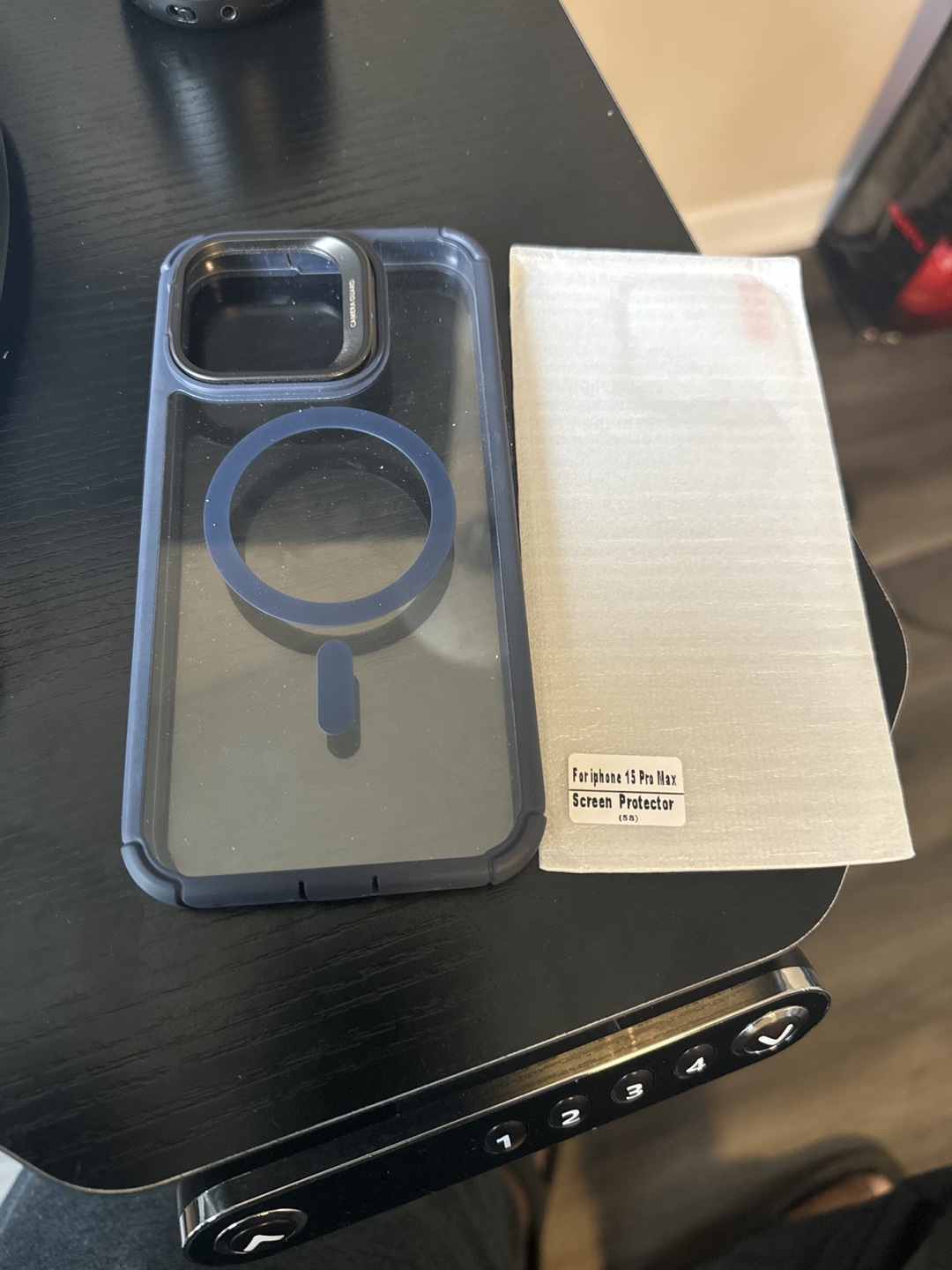 iPhone 15 Pro Max Screen Protector