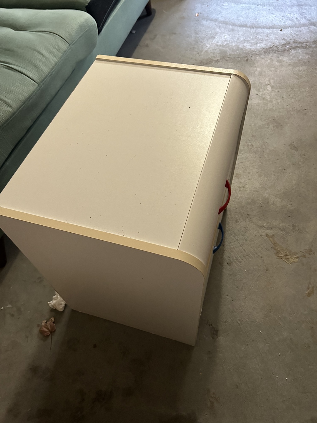 White 2-Drawer Nightstand - photo 3