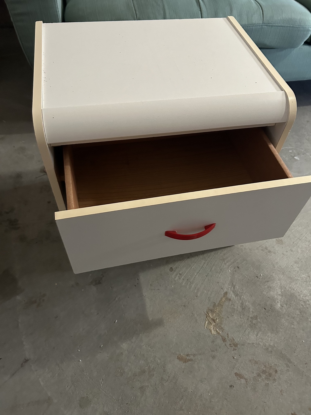 White 2-Drawer Nightstand - photo 4