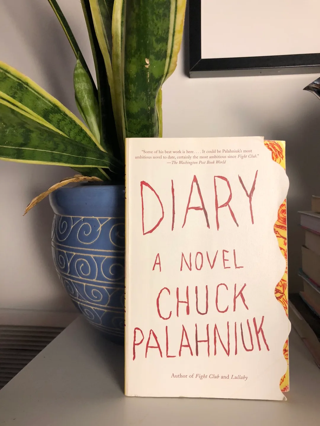 Set of 6 Chuck Palahniuk Books image indicator(2)