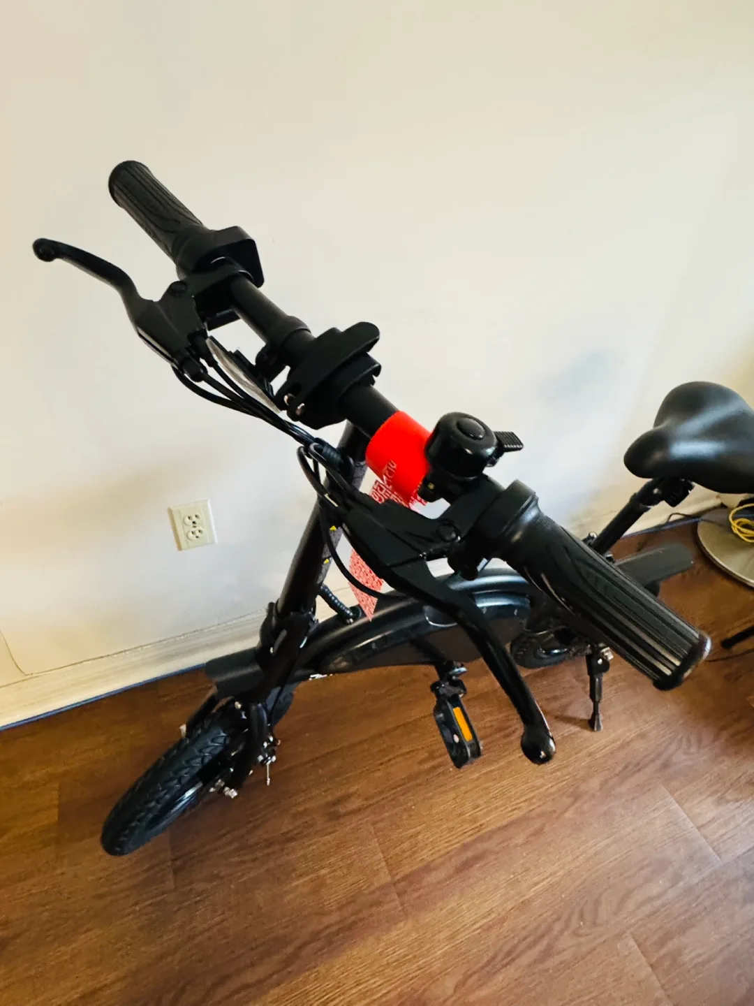 Jetson Bolt Pro Electric Bike (BRAND NEW!!) image indicator(9)
