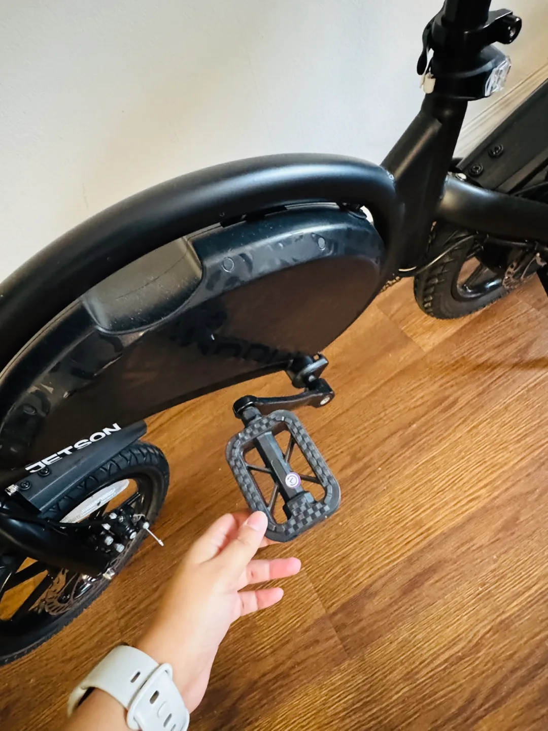 Jetson Bolt Pro Electric Bike (BRAND NEW!!) image indicator(8)