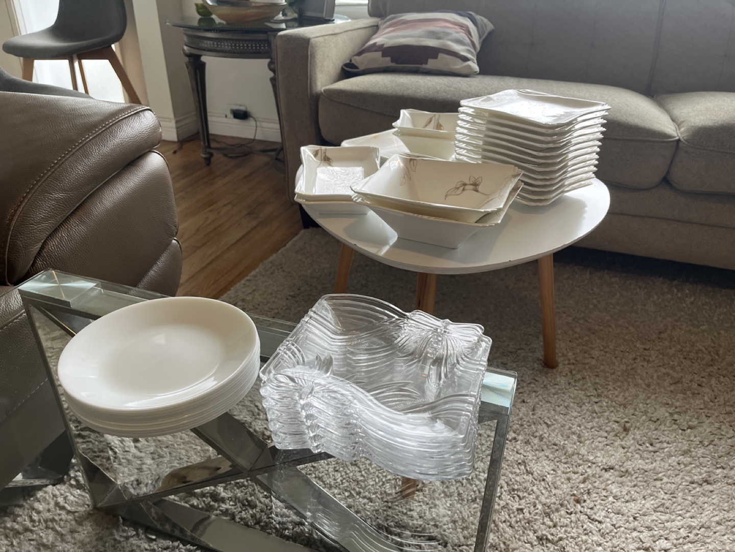 Set of White Dishes with Gold Accents - photo 2
