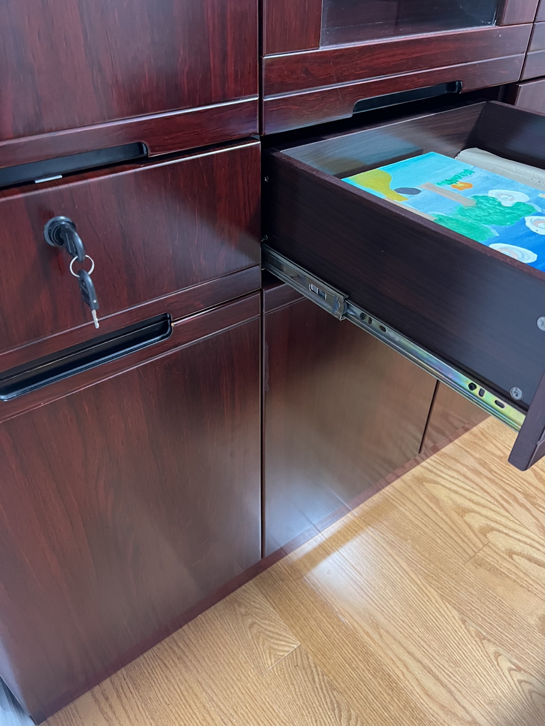 📚2 Large Bookcase with Glass Doors 📖 - photo 3
