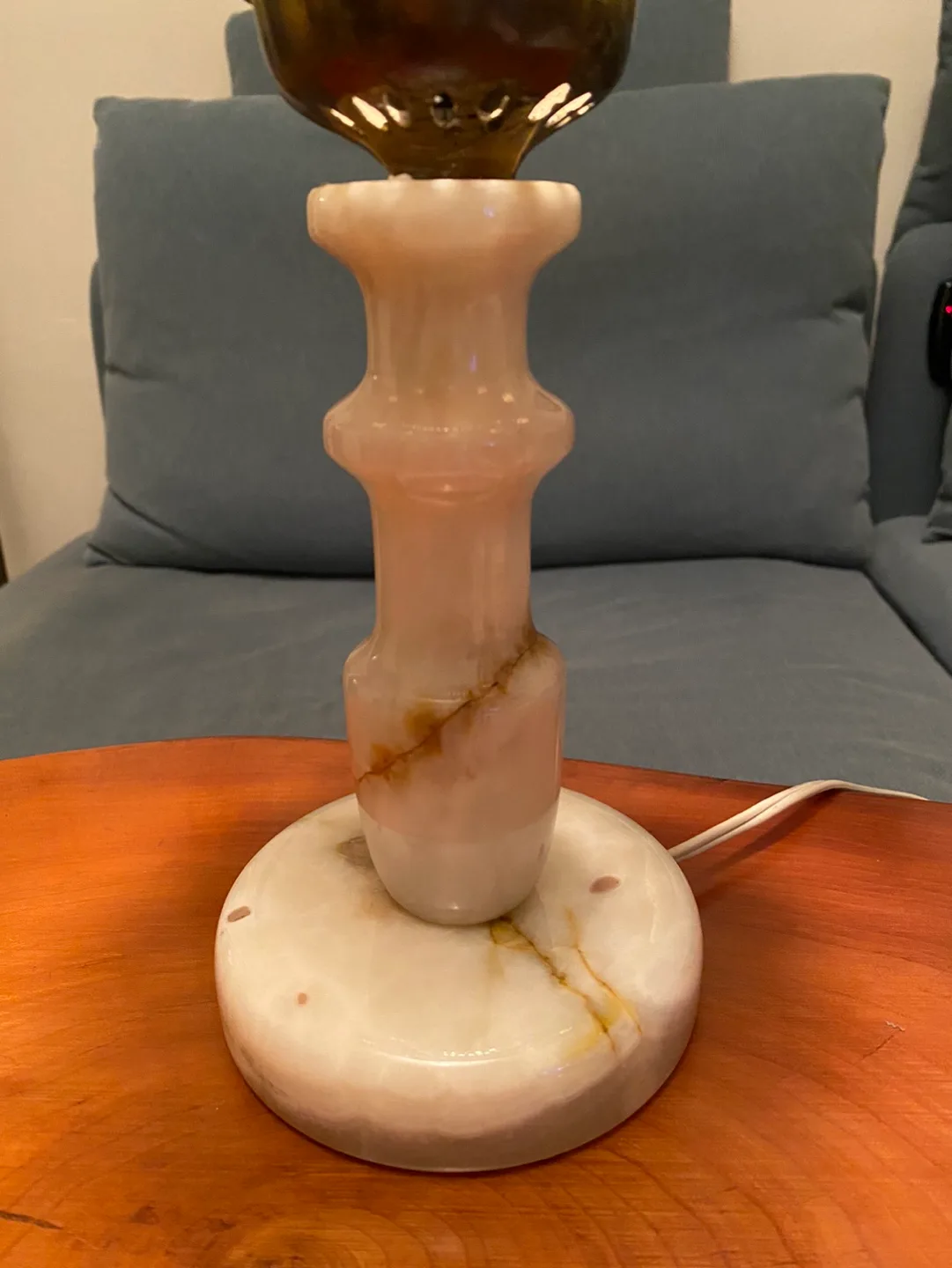 Vintage Middle Eastern Brass/Marble Lamp image indicator(6)